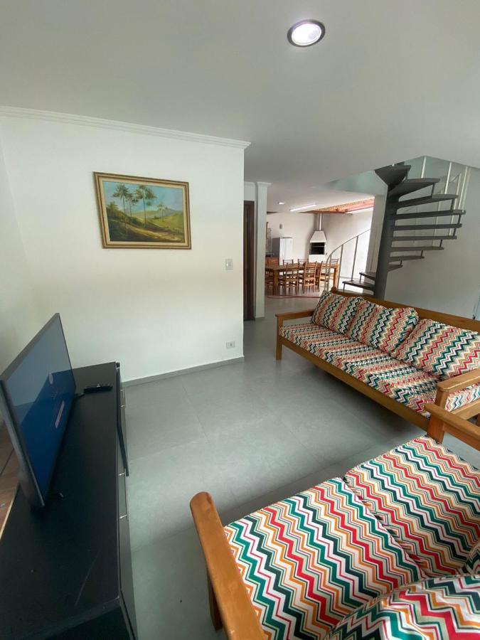 Сasa de vacaciones Casa Com 3 Suites A 500m Da Em *
